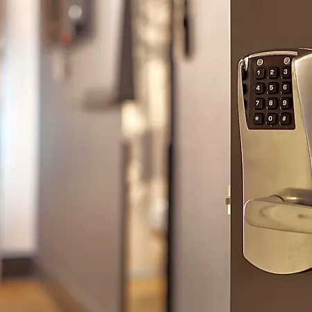 Lausanne Crissier Hotel 3*
