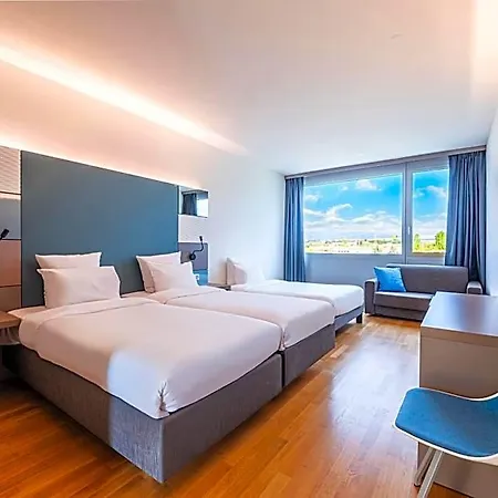 Lausanne Crissier Hotel