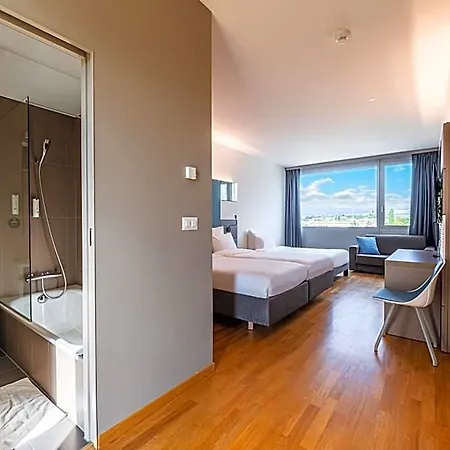 Hotel Lausanne Crissier 3*