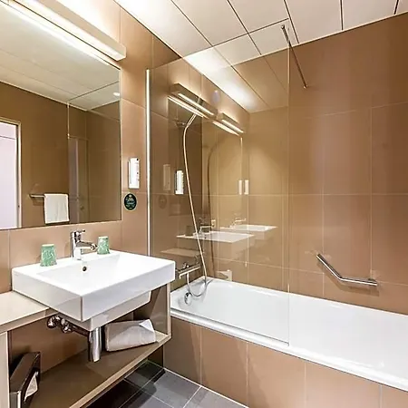 Lausanne Crissier 3*